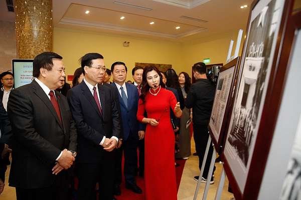 Triển lãm hình ảnh, tư liệu 80 năm ra đời Đề cương về văn hóa Việt Nam