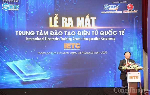 Ra mắt và vận hành Trung tâm đào tạo điện tử chuẩn quốc tế đầu tiên tại Việt Nam