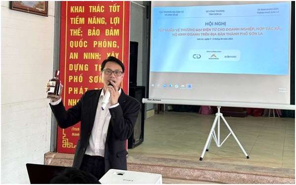 Hỗ trợ doanh nghiệp, hợp tác xã Sơn La phát triển thương mại điện tử