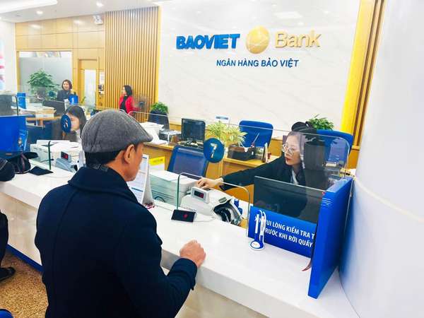 BAOVIET Bank: Lãi thuần dịch vụ tăng, nợ xấu giảm mạnh, lợi nhuận năm 2022 tăng 10,5%