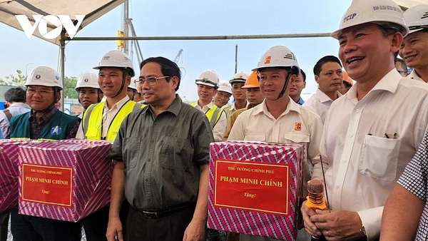 Thủ tướng Phạm Minh Chính kiểm tra các công trình trọng điểm tại TP.HCM