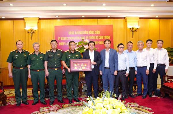 Bộ trưởng Nguyễn Hồng Diên: Phát triển công nghiệp quốc phòng theo hướng lưỡng dụng, liên kết với công nghiệp dân sinh