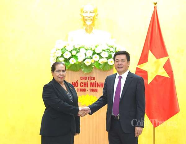 Bộ trưởng Nguyễn Hồng Diên tiếp xã giao Đại sứ Timor-Leste (Đông Timo) tại Việt Nam