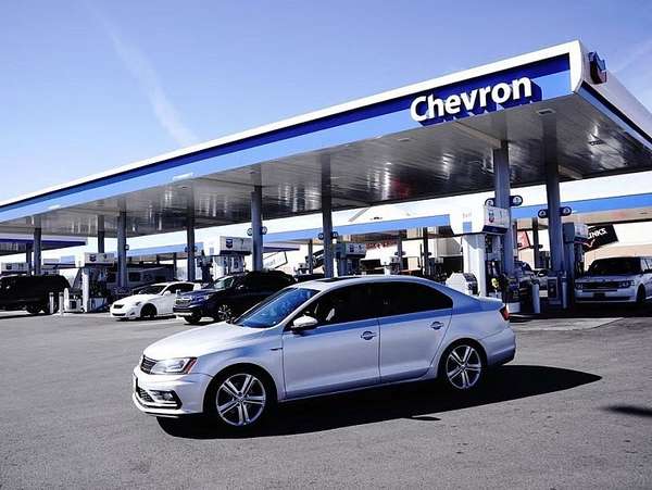 Terrible's Road House, trạm xăng Chevron lớn nhất thế giới, ở Jean, Nevada, Hoa Kỳ. (ảnh: Reuters)