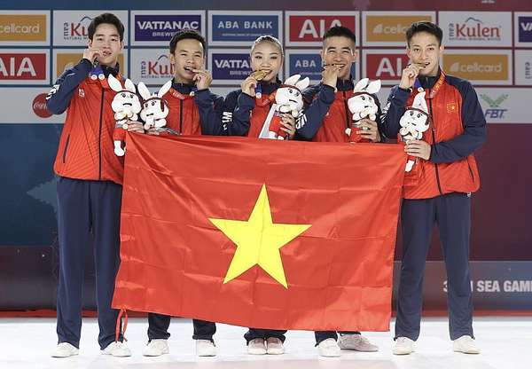 Bảng tổng sắp huy chương SEA Games 32 mới nhất: Việt Nam giành thêm 8 huy chương vàng, độc chiếm Top 1