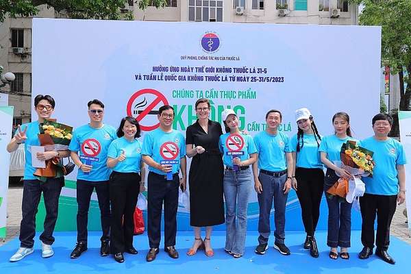 Mít tinh hưởng ứng Ngày thế giới không thuốc lá