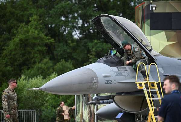 Chiến sự Nga-Ukraine hôm nay ngày 2/7/2024: Máy bay F-16 đã tham chiến ở Ukraine?