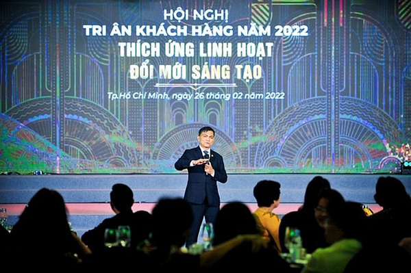 Tổng giám đốc PVCFC Văn Tiến Thanh - Doanh nhân tiêu biểu năm 2022