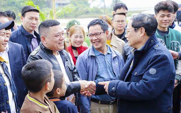 Thủ tướng kiểm tra thi công tuyến cao tốc Bắc - Nam đoạn qua Nghệ An