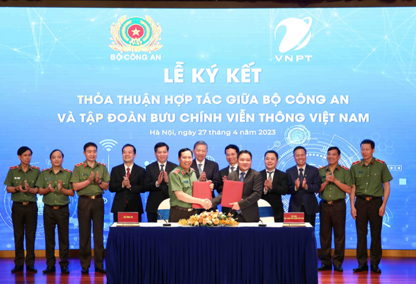 Bộ Công an và Tập đoàn VNPT ký kết thỏa thuận hợp tác chuyển đổi số
