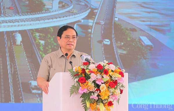 Thủ tướng Phạm Minh Chính dự và phát động lễ khởi công đường vành đai 3 TP. Hồ Chí Minh