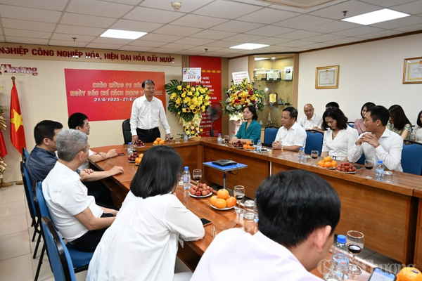 Thứ trưởng Đỗ Thắng Hải thăm và chúc mừng Báo Công Thương nhân ngày Báo chí Cách mạng Việt Nam