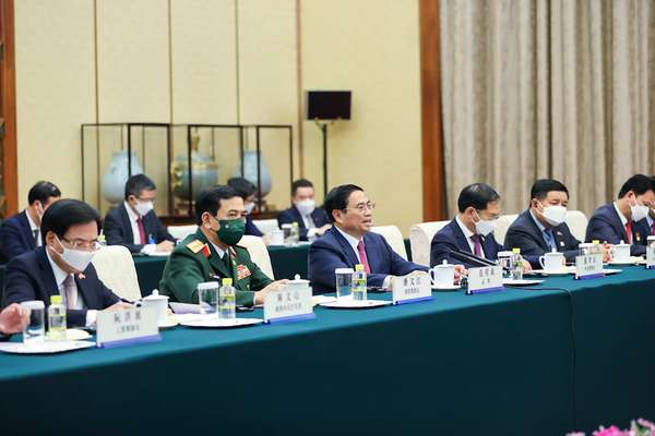 Thủ tướng Phạm Minh Chính hội kiến Chủ tịch Chính hiệp toàn quốc Trung Quốc Vương Hộ Ninh