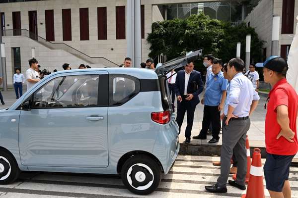 TMT Motors ra mắt ô tô điện Wuling Hongguang MiniEY giá bán chỉ từ 239 triệu đồng