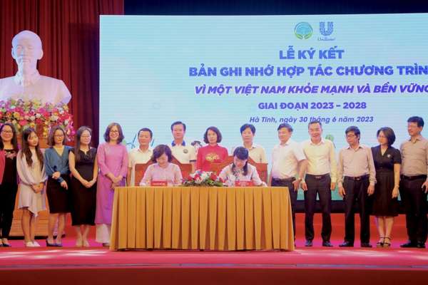 Mít tinh hưởng ứng Ngày Vệ sinh yêu nước - Vì một Việt Nam khỏe mạnh và bền vững