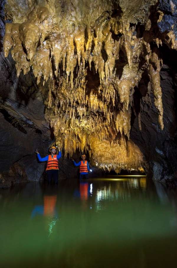 Cẩm nang khám phá 2 hang động mới ở Quảng Bình