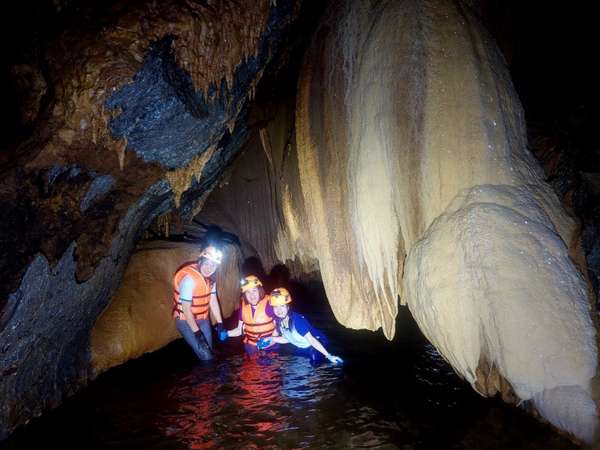 Cẩm nang khám phá 2 hang động mới ở Quảng Bình