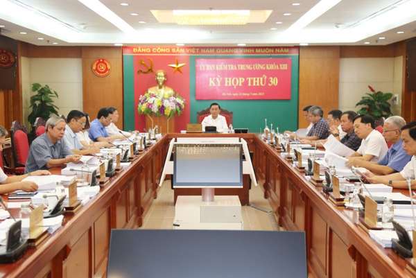 Uỷ ban Kiểm tra Trung ương thi hành kỷ luật đảng một số nguyên lãnh đạo tại Thanh Hoá