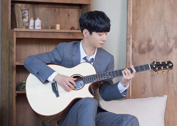 Thần đồng guitar Hàn Quốc Sungha Jung trở lại với khán giả Việt Nam