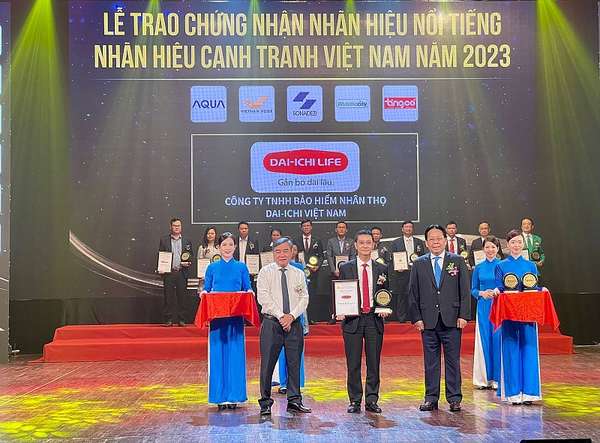 Dai-ichi Life Việt Nam đạt danh hiệu “Top 10 Nhãn hiệu nổi tiếng Việt Nam 2023”