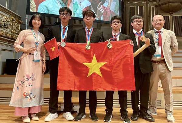 Đội Olympic Hóa học Quốc tế Việt Nam tiếp tục nằm trong top đầu kỳ thi