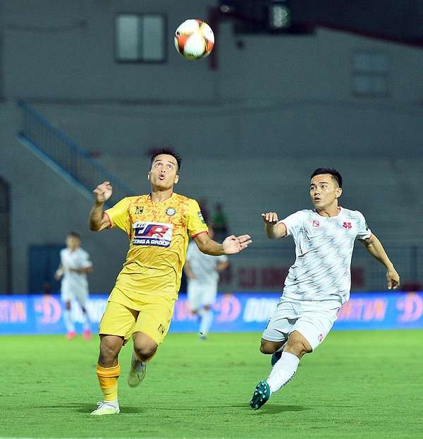 Lịch thi đấu bóng đá trực tiếp V-League 2023 ngày 27/7: Thanh Hóa-Bình Định, Viettel-Hà Tĩnh tranh ngôi đầu