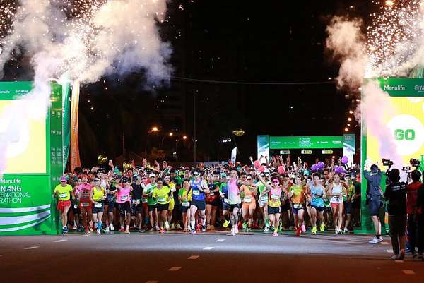 Hơn 9.000 vận động viên trong nước và quốc tế tham gia Marathon Quốc tế Đà Nẵng Manulife 2023