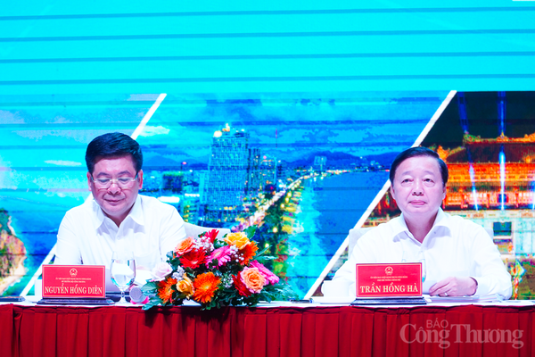 Phó Thủ tướng Chính phủ Trần Hồng Hà, Bộ trưởng Bộ Công Thương Nguyễn Hồng Diên tại Hội nghị