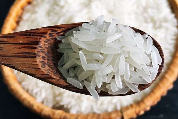 Indonesia mở thầu 300.000 tấn gạo trắng 5% tấm, giá gạo xuất khẩu sẽ tăng trở lại?