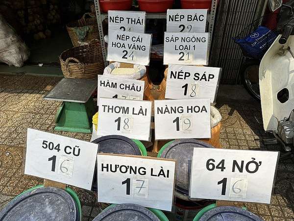 TP. Hồ Chí Minh: Theo dõi sát diễn biến giá gạo để ngăn chặn đầu cơ, găm hàng