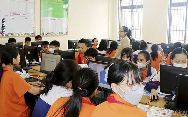 Nghệ An: Năm học mới thiếu 6.500 giáo viên, tình trạng thầy cô xin nghỉ việc có xu hướng tăng