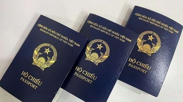 Bãi bỏ quy định về việc hộ chiếu còn hạn 6 tháng mới được xuất cảnh