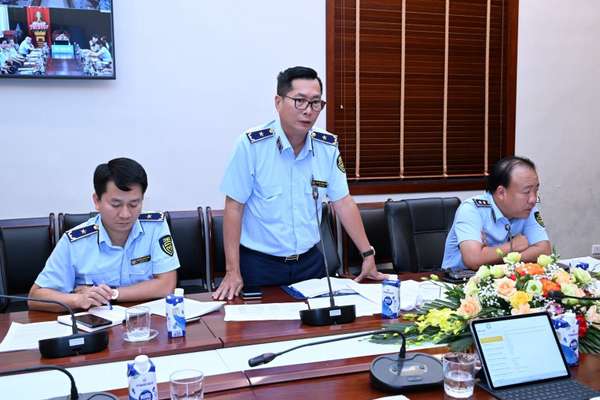 Bộ trưởng Nguyễn Hồng Diên yêu cầu QLTT thực hiện 6 nhiệm vụ để bảo đảm môi trường kinh doanh lành mạnh