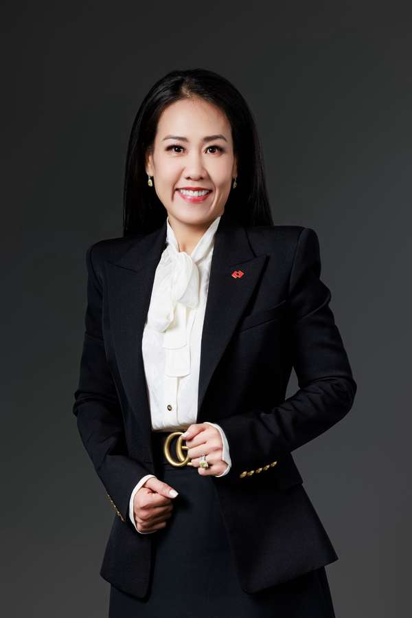 bà Thái Minh Diễm Tú, Giám đốc Khối Tiếp thị, Techcombank 