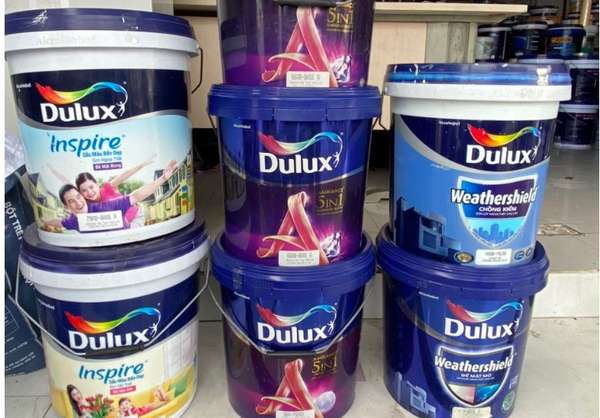 Quản lý thị trường Long An: Phát hiện cửa hàng bán sơn giả hiệu DuLux