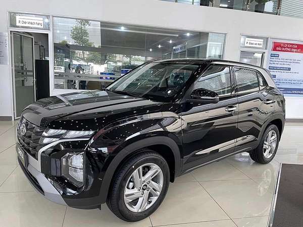 Hyundai Creta giảm 80 triệu đồng, quyết đấu với tân binh Toyota Yaris Cross vừa ra mắt