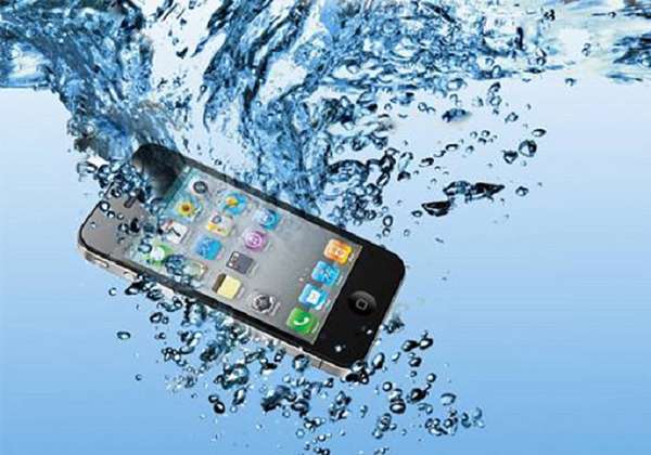 Cách sử lý khi điện thoại dính nước