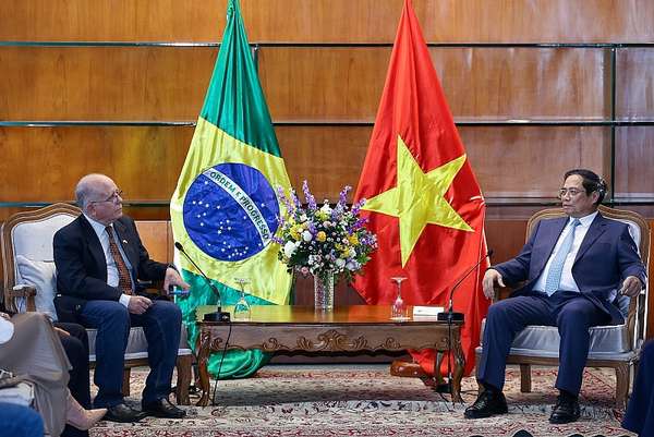 Thủ tướng Chính phủ Phạm Minh Chính đã tiếp ông Pedro de Olivera, Tổng thư ký và các thành viên của Hội Hữu nghị Brazil-Việt Nam