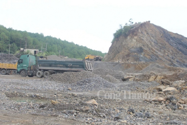 Nghệ An: Công ty Văn Sơn bị phạt 330 triệu đồng vì lấn chiếm đất, khai thác ngoài phạm vi