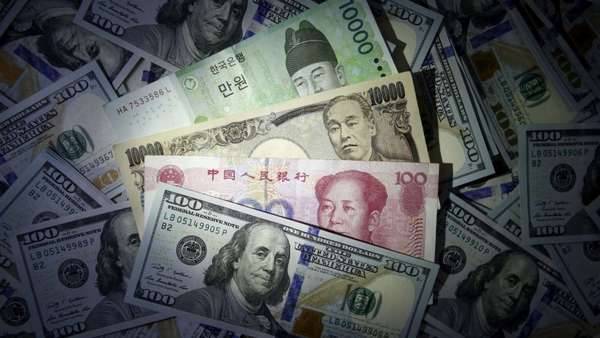 Tiền tệ châu Á chạm mức thấp nhất trong năm nay so với đồng USD