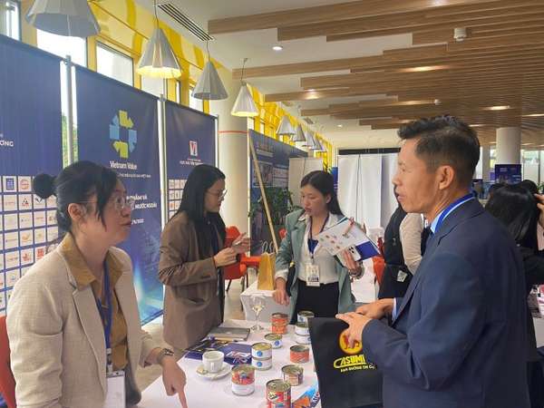 Quảng bá Chương trình Thương hiệu Quốc gia và các sản phẩm Thương hiệu Quốc gia Việt Nam tại Châu Âu