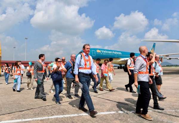 Vì sao nhiều chuyên gia hàng không quốc tế thăm cơ sở bảo dưỡng máy bay của Việt Nam?
