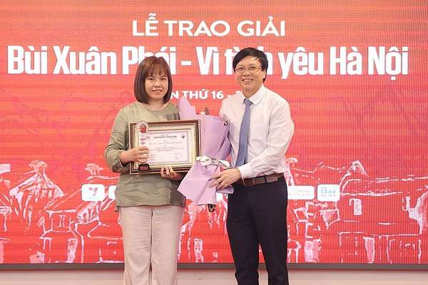 Festival Thu Hà Nội 2023 nhận giải thưởng “Việc làm - Vì tình yêu Hà Nội”