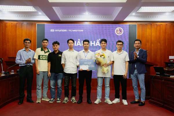 Tuần thực tế cùng Hyundai Thành Công Việt Nam 2023 với trường Đại học Giao thông Vận tải
