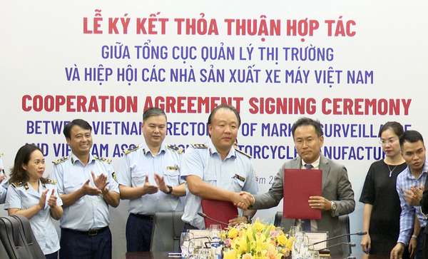 Tổng cục Quản lý thị trường ký kết hợp tác với Hiệp hội các nhà sản xuất xe máy Việt Nam