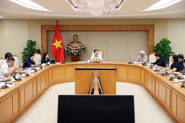 Yêu cầu Bộ Tài chính trình Chính phủ cho ứng kinh phí chi trả tiền thưởng Giải thưởng Hồ Chí Minh