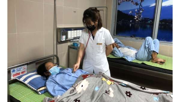 2 trong số 3 bệnh nhân còn đang điều trị, theo dõi tại Bệnh viện Đa khoa tỉnh Thái Bình. Ảnh: CTV
