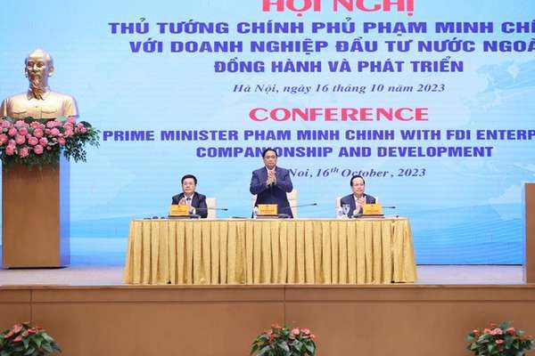 Việt Nam là một trong những quốc gia thành công trong thu hút FDI