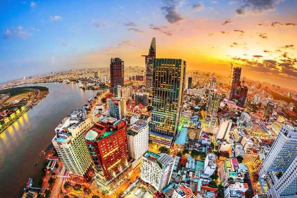 Phục hồi xuất khẩu sẽ giúp GDP Việt Nam năm 2024 tăng 6,5%