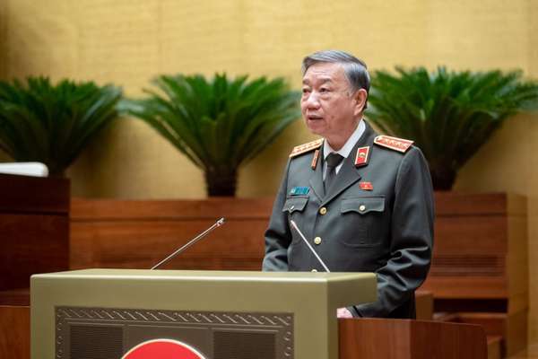 Bộ trưởng Bộ Công an Tô Lâm phát biểu giải trình, làm rõ một số vấn đề đại biểu Quốc hội nêu